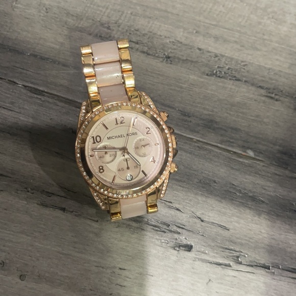 Michael Kors women’s watch - Picture 4 of 4
